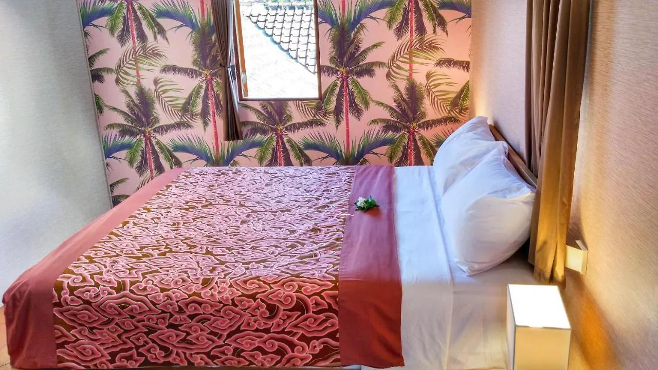 Petit Tree Bed & Breakfast Seminyak  0*, Seminyak (Bali)